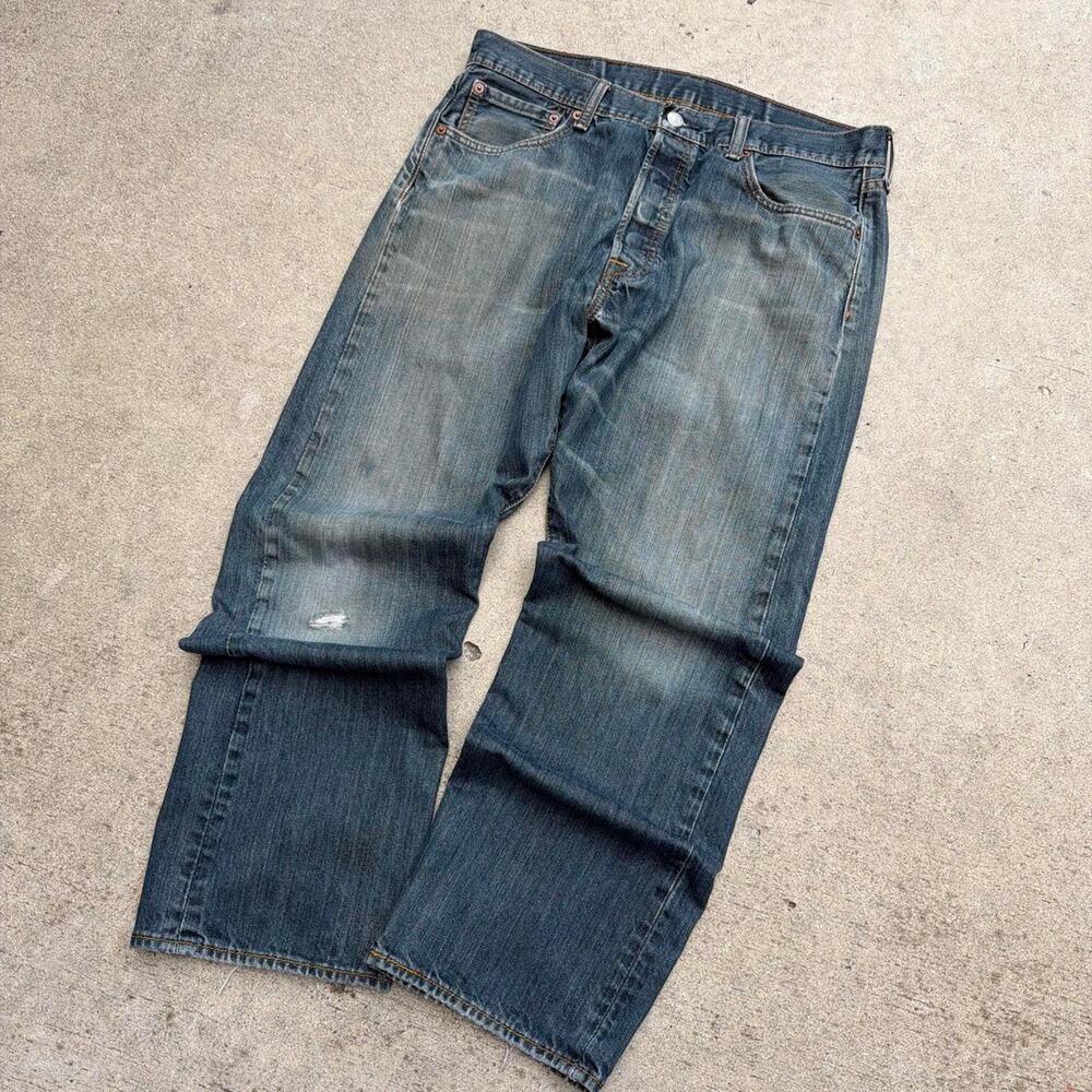 Dark wash levis 501 34 X 30